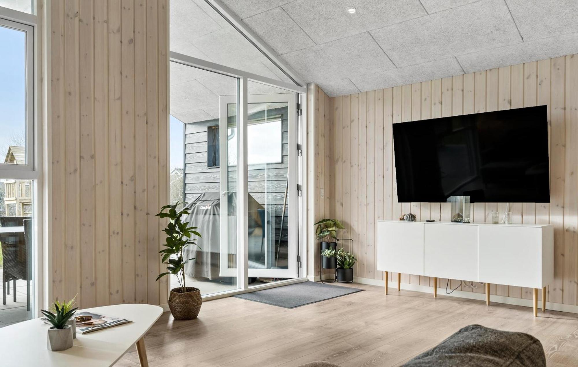 Beautiful Home In Tarm With Sauna Buitenkant foto
