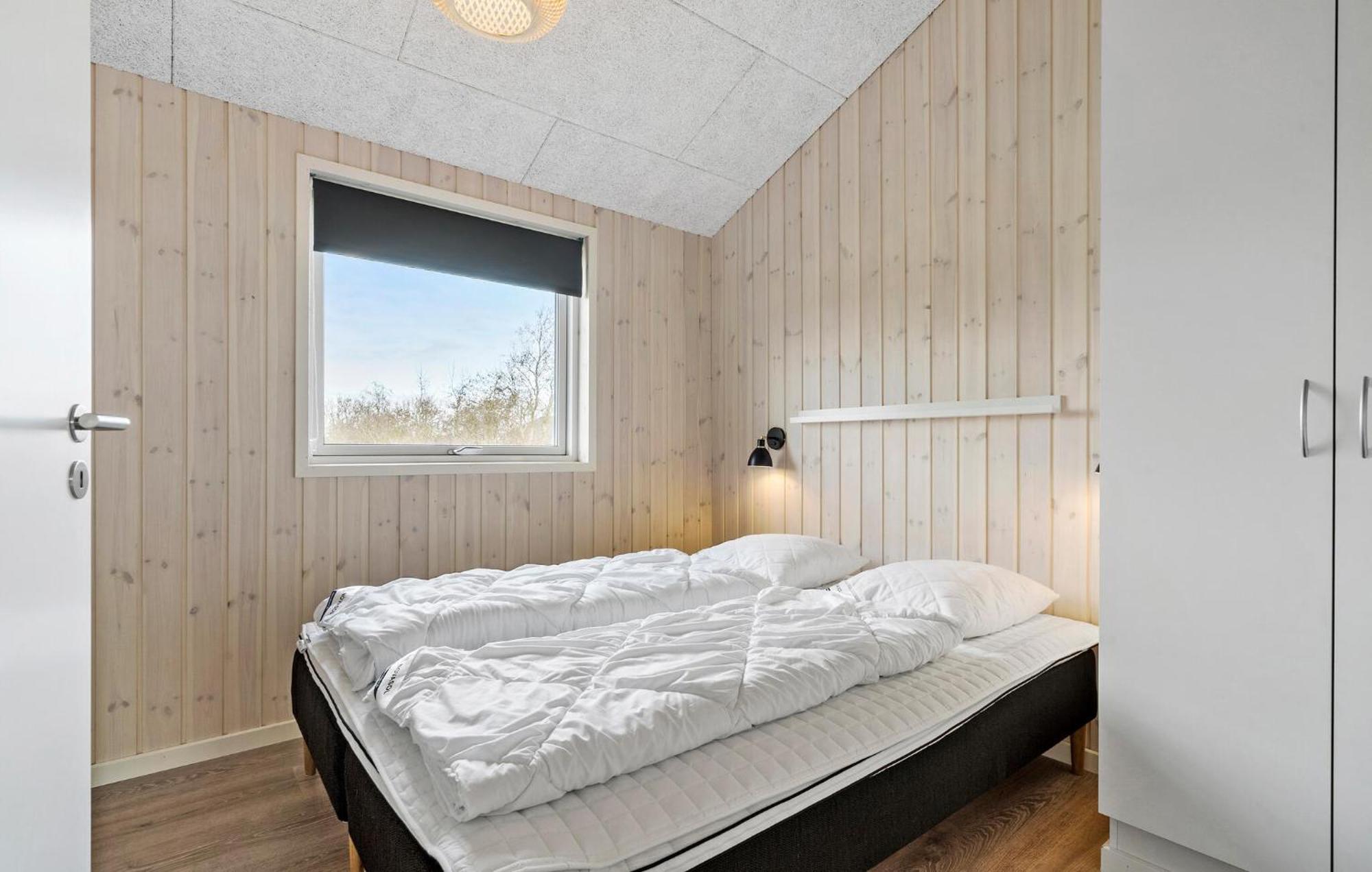 Beautiful Home In Tarm With Sauna Buitenkant foto