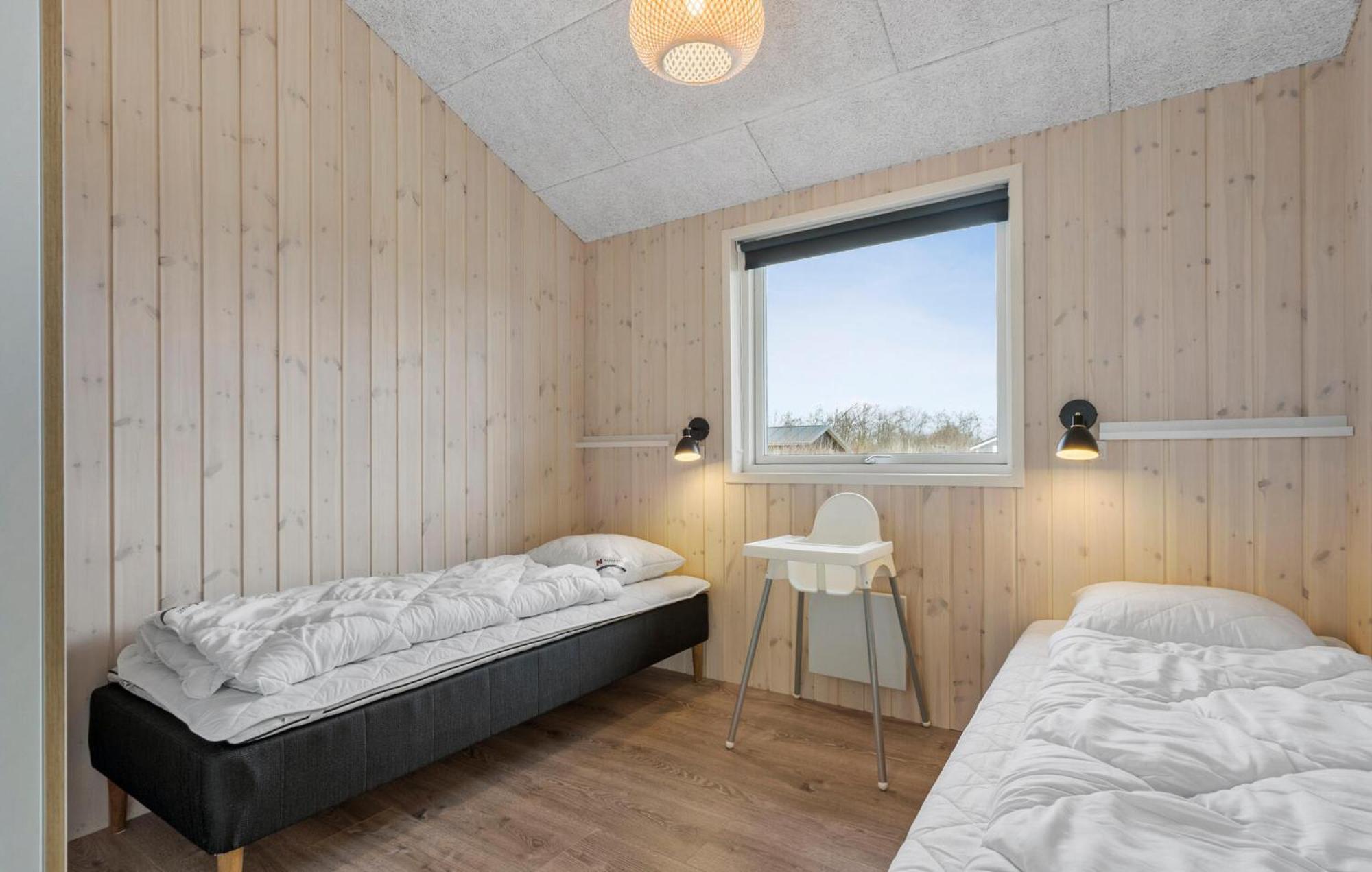 Beautiful Home In Tarm With Sauna Buitenkant foto
