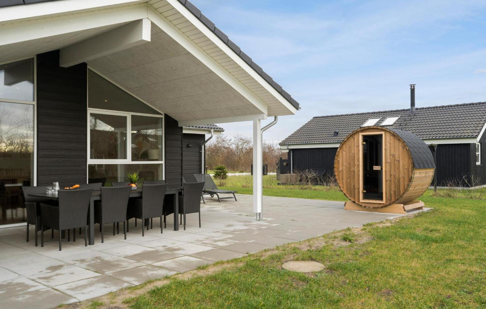Beautiful Home In Tarm With Sauna Buitenkant foto