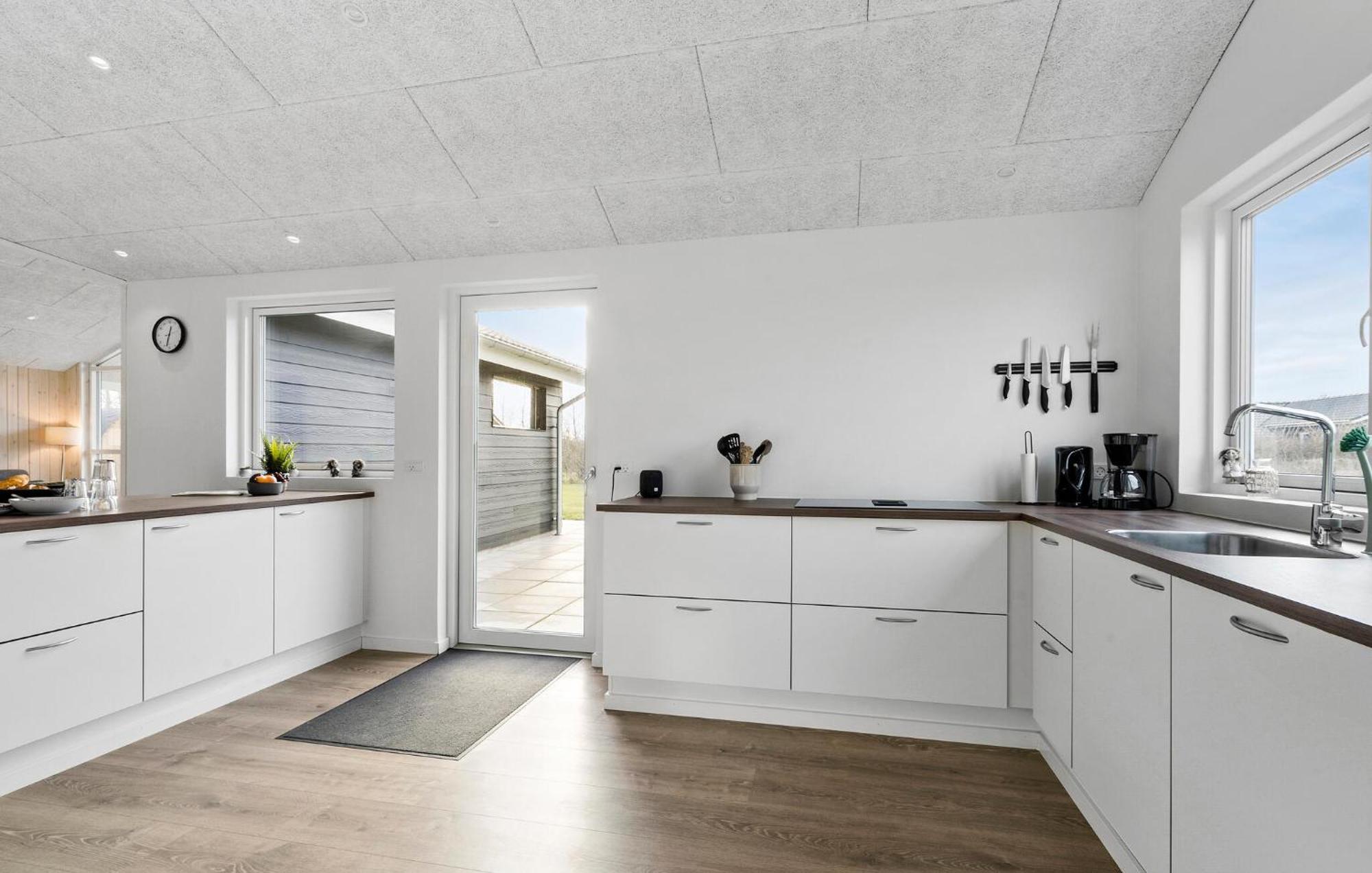 Beautiful Home In Tarm With Sauna Buitenkant foto