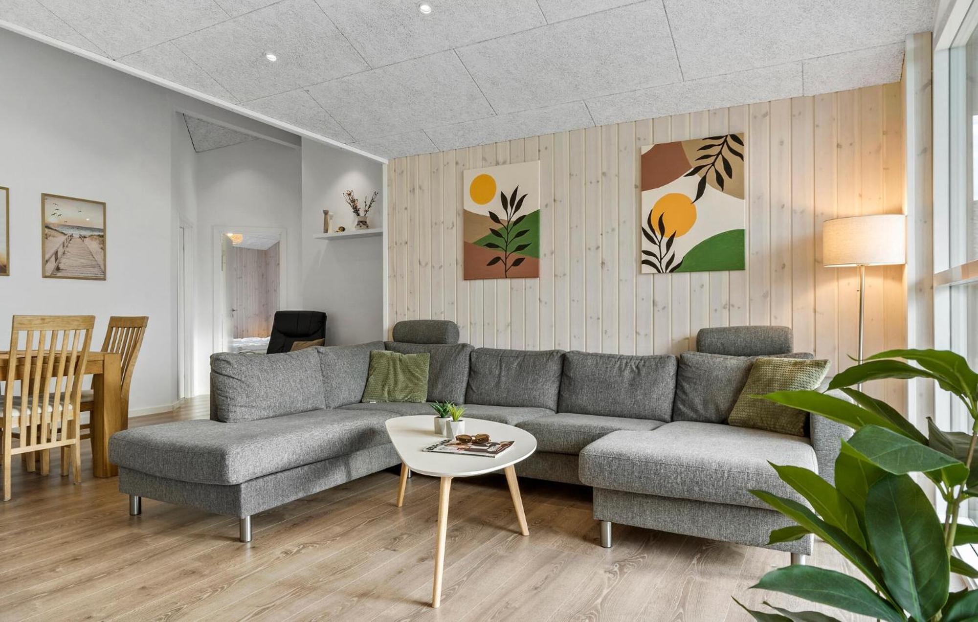 Beautiful Home In Tarm With Sauna Buitenkant foto