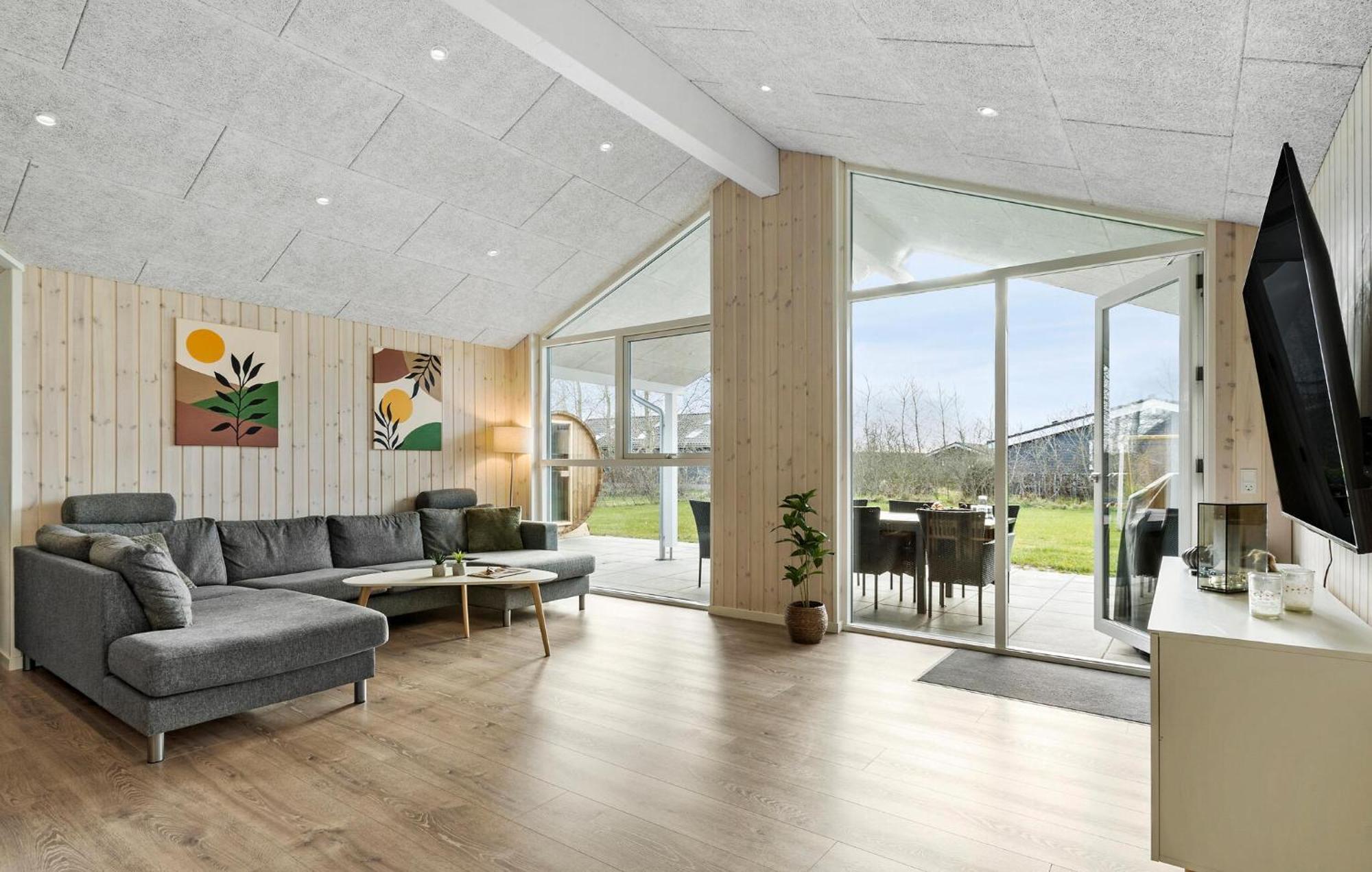 Beautiful Home In Tarm With Sauna Buitenkant foto